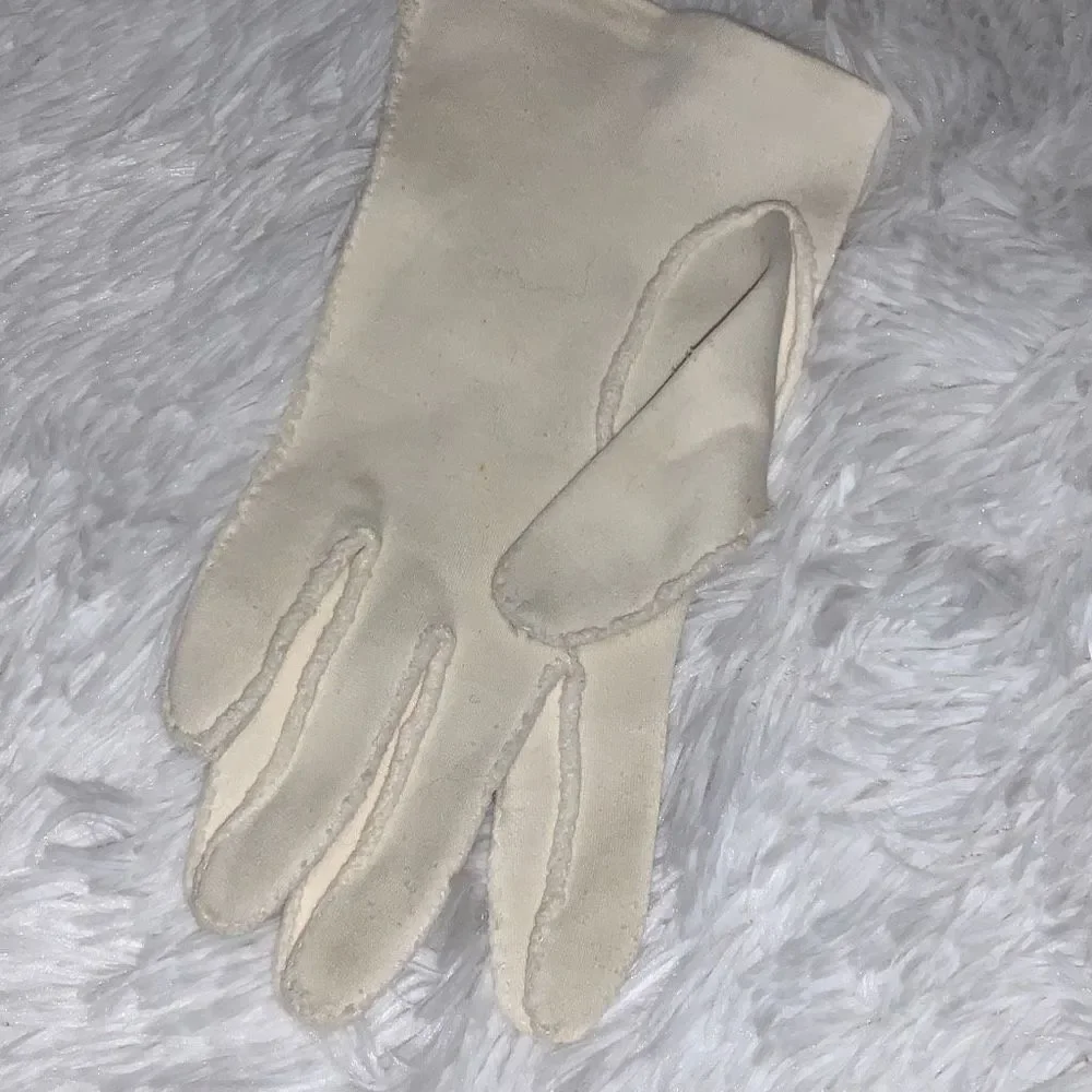 Vintage MCM‎ White Textured Gloves Size Small